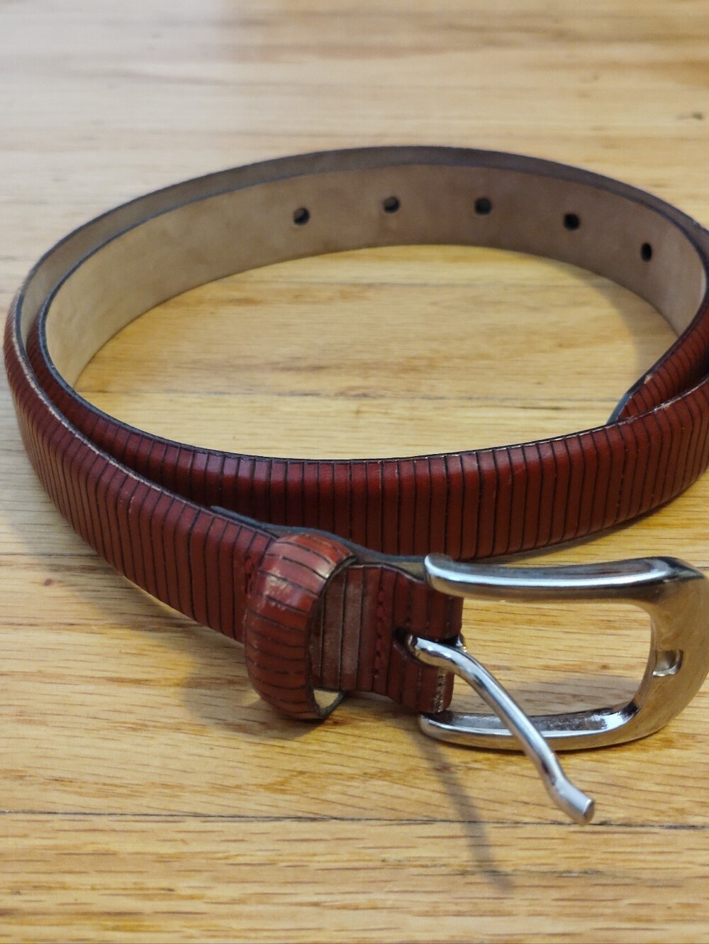 Talbots Genuine Leather Red Belt With Textured Lines Silver Hardware Classic S